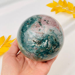 Шар из Яшмы океанической
