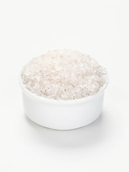 Цена за 2 шт. URAL LAB Соль для ванны "Frost", 100 г, нежная ваниль