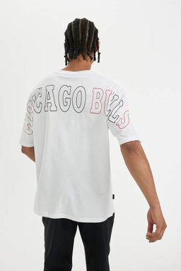 DeFactoFit Футболка Oversize с круглым вырезом и короткими рукавами NBA Chicago Bulls