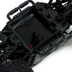 Джип «Вездеход», работает от аккумулятора, радиоуправление, дым, элементы из металла, чёрный