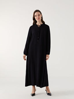 Ba?lamal? Yaka Kad?n Elbise