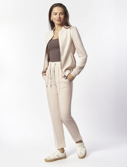 D44.143 Брюки женские бежевый