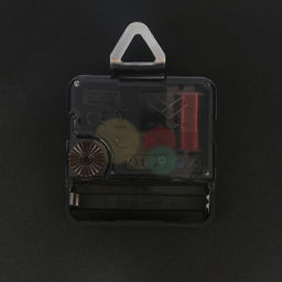 Часы настенные интерьерные «Рим», бесшумные, плавный ход, 35×35 см, квадрат, чёрные