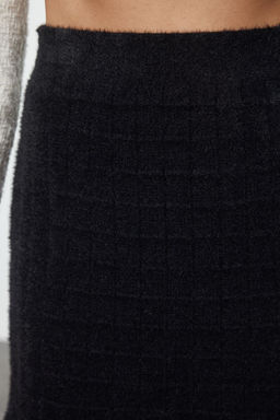 TRENDYOLMILLA Limited Edition Siyah Tuylu/Sakal Iplikli F?rf?r Detayl? Etek TWOAW24ET00260  фото 10