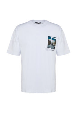 TRENDYOL MAN Beyaz Oversize/Genis Kesim K?sa Kol Manzara Bask?l? T-Shirt TMNSS23TS00242 - Trendyolmilla фото 6