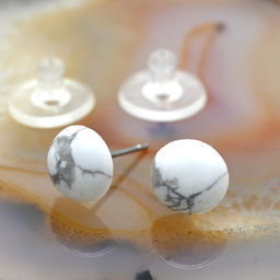 Серьги гвоздики кахолонг 7-8мм. Радуга камня