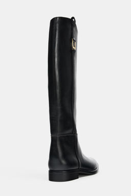 FLAT RIDING BOOTS