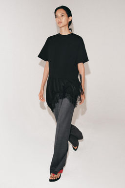 CAMISETA COMBINADA ENCAJE / Negro