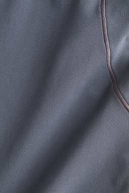 Top de deporte con SoftMove Slim Fit - H&m фото 5