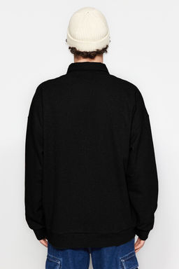 TRENDYOL MAN Siyah Erkek Oversize/Genis Kesim Etiketli Dokulu Pamuklu Polo Yaka Sweatshirt TMNAW24SW00224 - Trendyolmilla фото 16