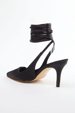 Trendyol Shoes Siyah Saten Parlak Tas Islemeli Baglama Detayl? Abiye Kad?n Ince Topuklu Ayakkab? TAKAW25TO00005 - Trendyolmilla фото 5