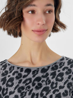 Комплект домашний женский велюровый серый с леопардовым принтом - Mark formelle фото 4