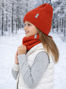 Комплект вязаный красный