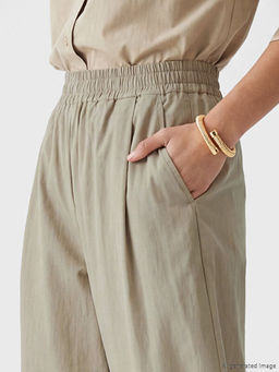 Beli Lastikli Pileli Kad?n Pantolon