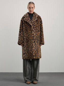 Шуба из искусственного меха с принтом / Zarina  фото 3