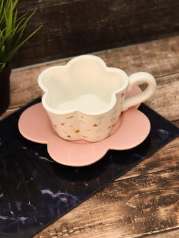 Кружка керамическая с блюдцем Cozy dishes, white