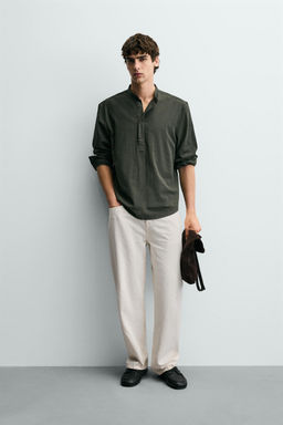 CAMISA EFECTO ARRUGADO / Khaki oscuro