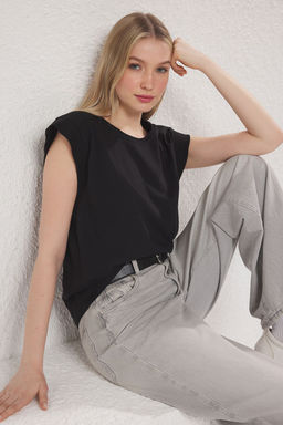 TRENDYOLMILLA Beyaz Ribana Detayl? Ay Kol Basic Orme T-Shirt TWOSS24TS00008 фото 2