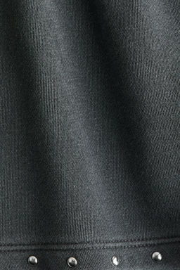 Pantal?n sudadera corto con detalles decorativos