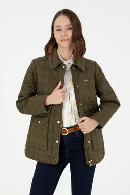 Женское пальто цвета хаки