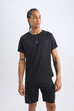 DeFactoFit Slim Fit Dar Kesim Bisiklet Yaka Bask?l? Sporcu K?sa Kollu Tisort