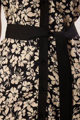 Yesil Cicekli Midi Viskon Dokuma Gomlek Elbise TWOSS25EL00391 - Trendyolmilla фото 10