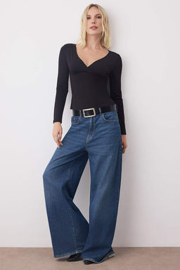 Siyah Fitted/Vucuda Oturan Buzgu/Drape Detayl? V Yaka Esnek Orme Bluz TWOAW26BZ00204 - Trendyolmilla фото 2