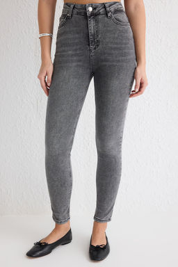 Gri Yuksek Bel Skinny Jeans TWOSS25JE00113 - Trendyolmilla фото 3