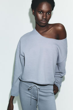 SUDADERA CUELLO BARCO / Azul / Gris