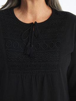 Ba?lamal? Yaka Nak??l? Kad?n Bluz