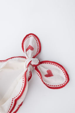 EMBROIDERED WAVES AND HEARTS BANDANA - Zara фото 2