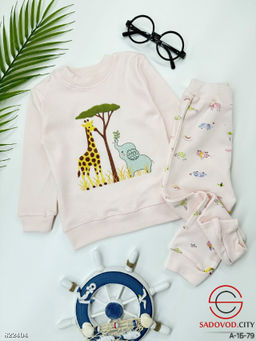 Костюм для детей с рисунком