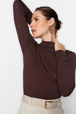 Kahverengi Buzgu Detayl? Dik Yaka C?tc?tl? Esnek Orme Body TWOAW24BD00014