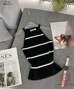 Женский топ в полоску на бретельках