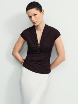 Приталенный топ из модала / Zarina фото 7