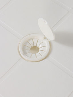 Стол садовый «Атлант», 80×80×76.5 см, квадратный, пластиковый, белый