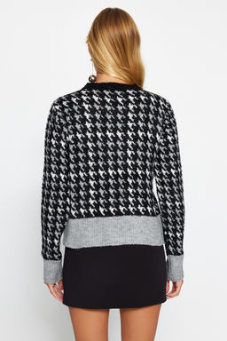 TRENDYOLMILLA Ekru Buklet Iplikli Desenli Ceket Gorunumlu Triko H?rka TWOAW24HI00277  фото 12