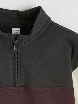 Dik Yaka Erkek ?ocuk Fermuarl? Sweatshirt