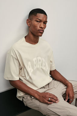 Camiseta con motivo estampado Loose Fit