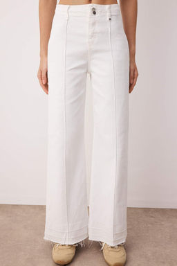 Beyaz Yuksek Bel Nervur Detayl? Paca Kesikli Wide Leg Jeans TWOSS25JE00310 - Trendyolmilla фото 3