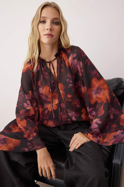 Cok Renkli Volan Kollu Leopar Desenli Dokuma Bluz TWOAW26BZ00054 - Trendyolmilla фото 2