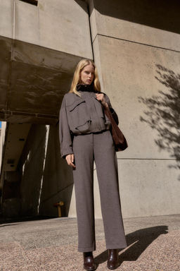 STRAIGHT-LEG HIGH-WAIST TROUSERS
