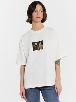 Футболка женская молочная с цитатой из фильма Ирония судьбы, или с легким паром! - Mark formelle фото 3