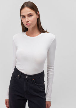 Uzun Kollu Beyaz Basic Tisort