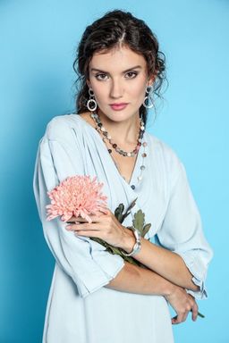 Браслет из серебристого металла - Модные истории фото 3