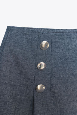 BUTTON DETAIL BERMUDA SHORTS IN A LINEN BLEND - Zara фото 18