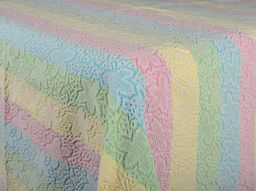 2с109.212ж1 Листик (св.радужка1) Плед 208х200 см