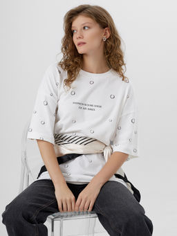 Футболка женская белая с надписью Happiness blooms where the sun shines - Mark formelle фото 7