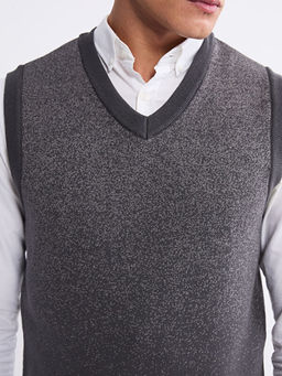 Standart Kal?p V Yaka Erkek Triko S?veter