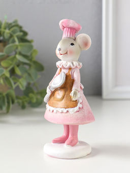 Фигурка полистоун «Мышка-поварёнок в розовом платье и колпаке, с ложкой», 6×4.5×13 см